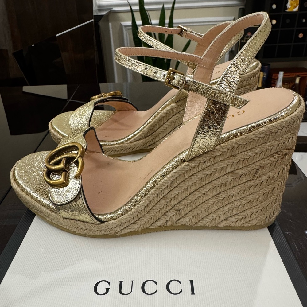 Gucci Aitana GG Wedge Espadrille Sandals - Picture 3 of 7